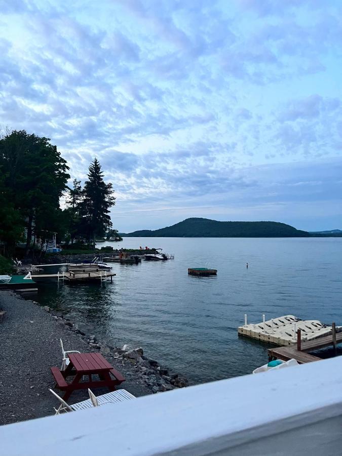 Lake View Motel Cooperstown Exterior photo
